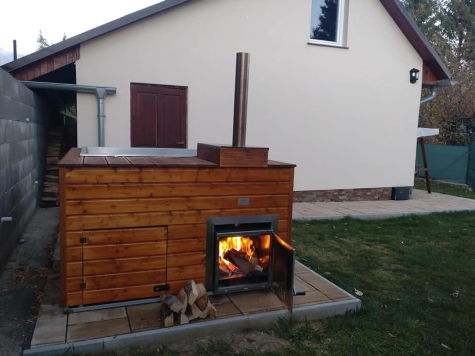 Maison d'hôtes Burg Nad Banskou Stiavnicou à Stiavnicke Bane Extérieur photo
